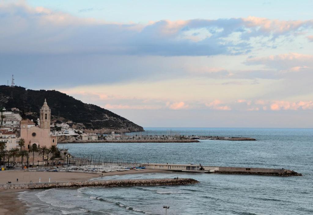 Mediterraneo סיטגס מראה חיצוני תמונה